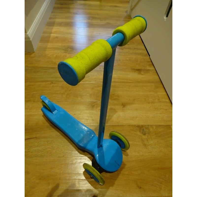Child's scooter (kid's scooter)