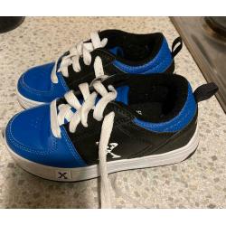 Sidewalk Sport Heely shoes, size 11