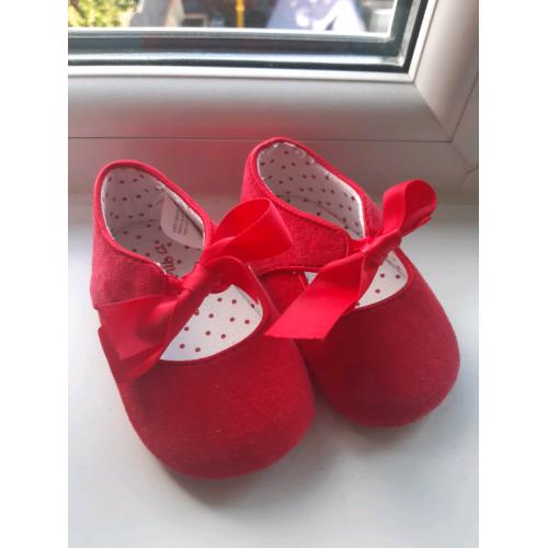 Baby girl red pram shoes size eu 17 (uk 1) 3-6 months