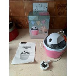 Lakeland 19704 Mini Ice Cream Maker machine