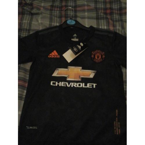 Kids Manchester United Football Strip