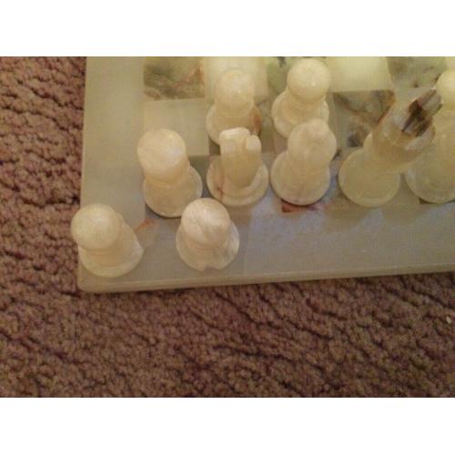 Marble/Oynx chess set