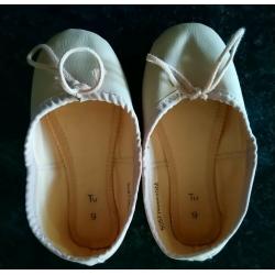 Kids ballet and dance shoes, size 9.